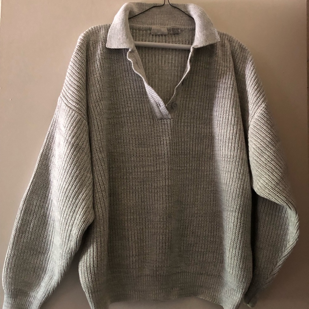 Grey women’s sweater size Large